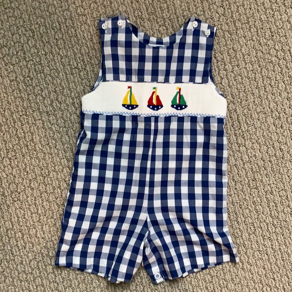⛵️Smocked Giraffe Sailboat Smocked Shortalls⛵️